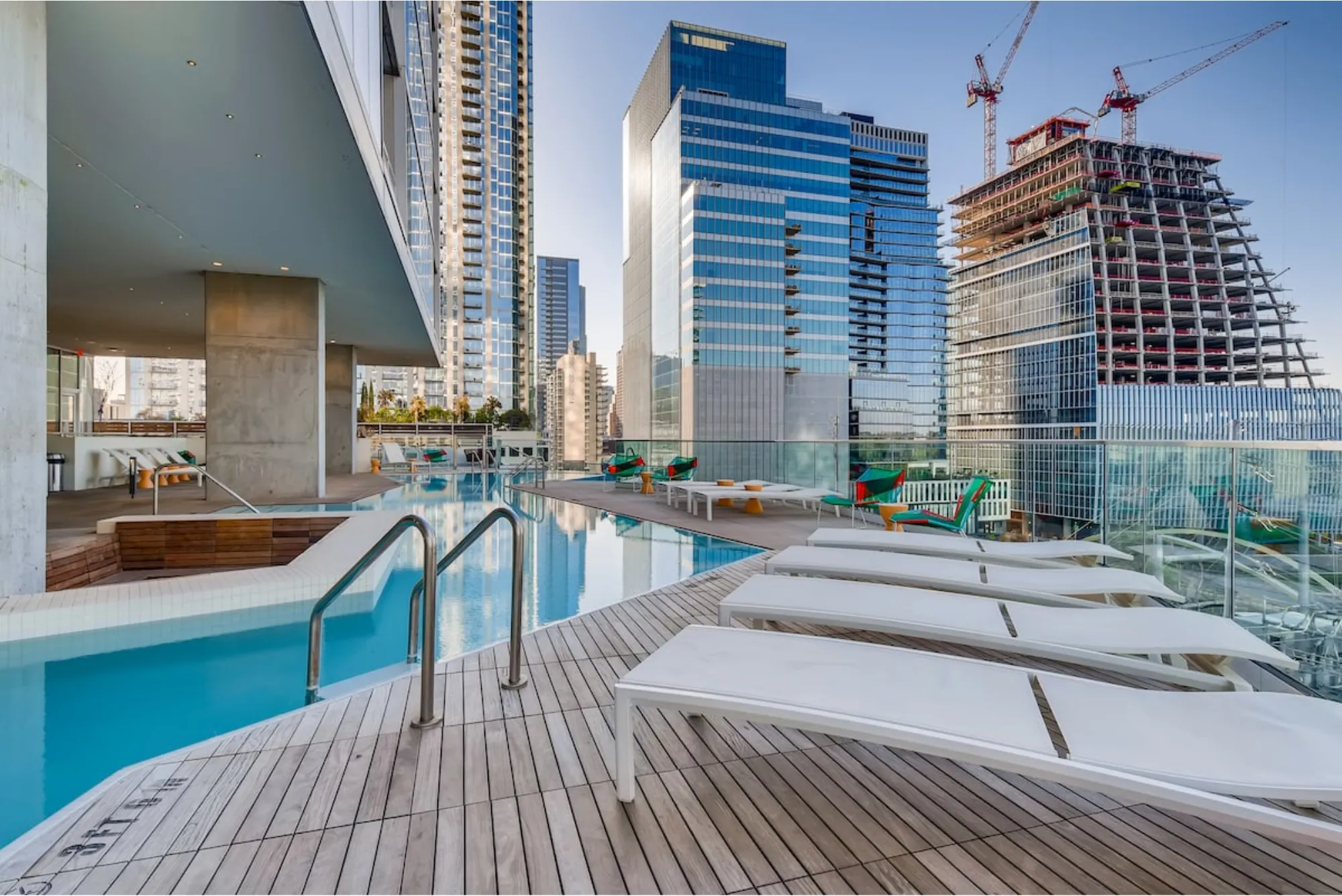 do real estate agents make good money