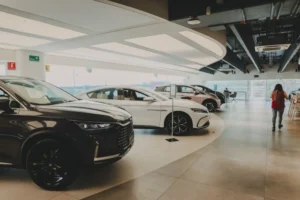 Exploring Chinese Electric Car Companies Making Waves in Dubai